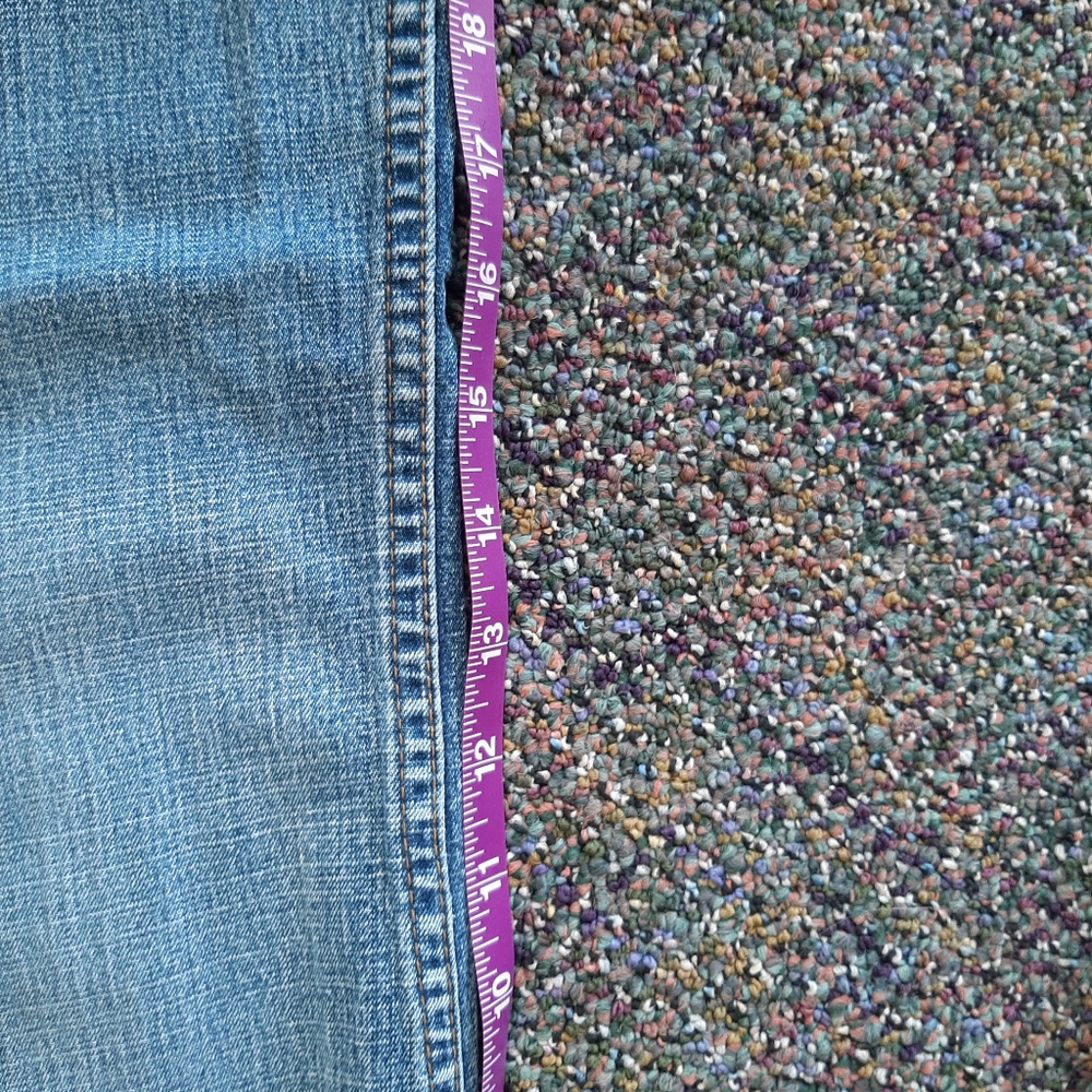 Basic denim jeans - Picture 14 of 15